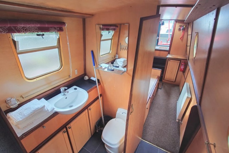 
								UK Stafford Boatbuilders GBP full									