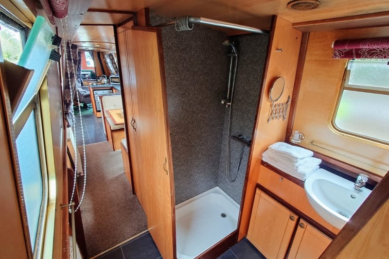 
								UK Stafford Boatbuilders GBP full									