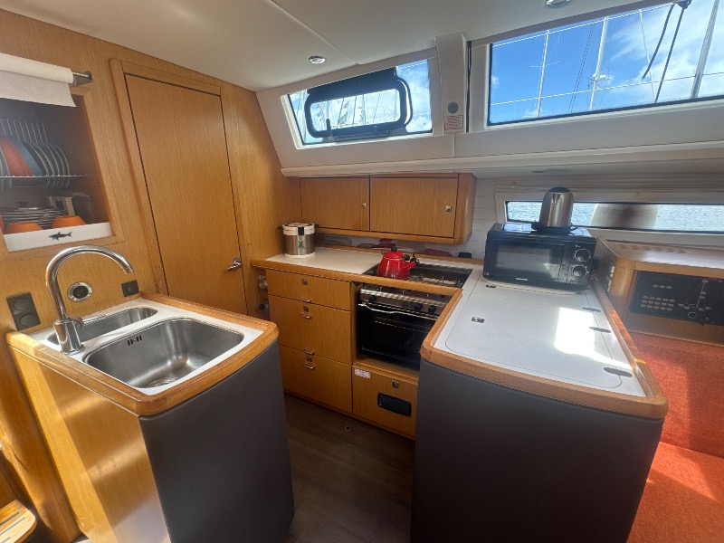 
								Grenada Bavaria VISION 46 USD full									