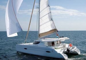 2014 FOUNTAINE PAJOT LIPARI 41 EUR 230000 MARSEILLE France