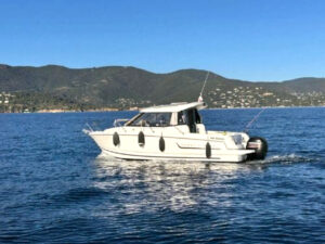 2012 Jeanneau Merry Fisher 755 EUR 45000 Lavandou France
